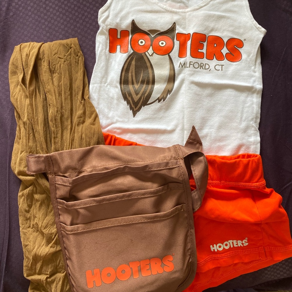 COPY - COPY - Hooters uniform